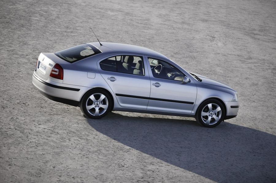  Skoda Octavia (1Z) 2004 года  (фото 14 из 38)